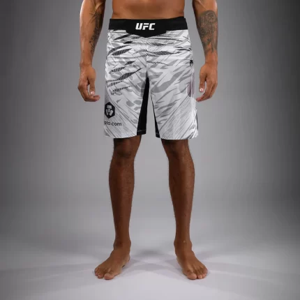 UFC Fusion - Authentic Fight Night